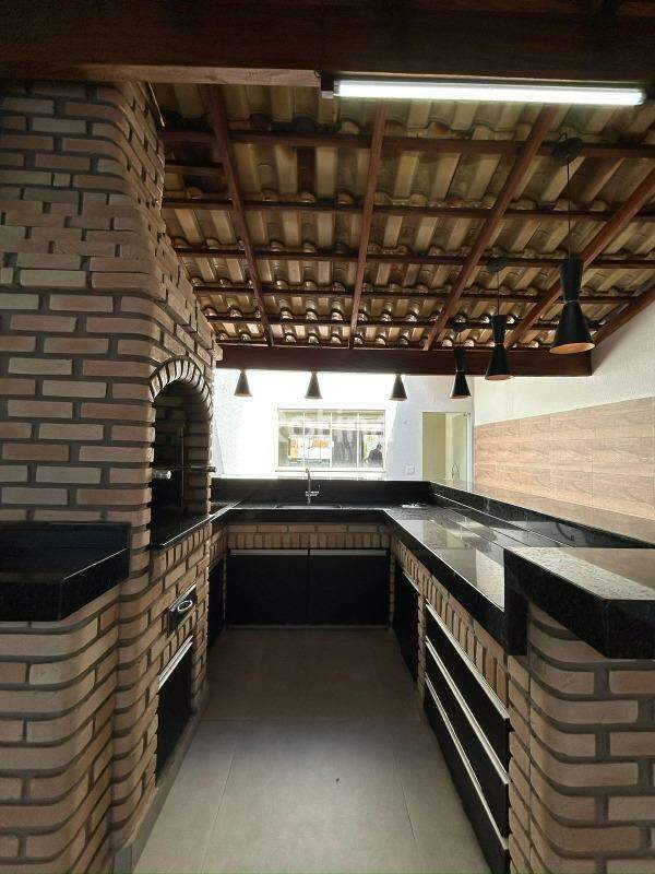 Casa Condomínio Fechado à venda, 3 quartos em Uberlândia no bairro Jardim Holanda no valor de R$ 849.000,00 - Rotina Imobiliária: 