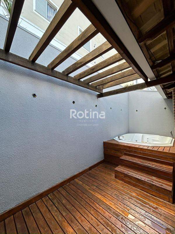 Casa Condomínio Fechado à venda, 3 quartos em Uberlândia no bairro Jardim Holanda no valor de R$ 849.000,00 - Rotina Imobiliária: 