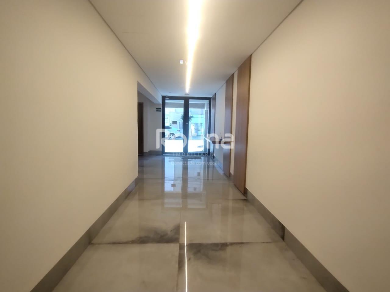 Apartamento para alugar, 2 quartos em Uberlândia no bairro Martins no valor de R$ 2.500,00 - Rotina Imobiliária: 