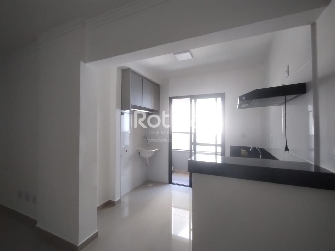 Apartamento para alugar, 2 quartos em Uberlândia no bairro Martins no valor de R$ 2.500,00 - Rotina Imobiliária: 