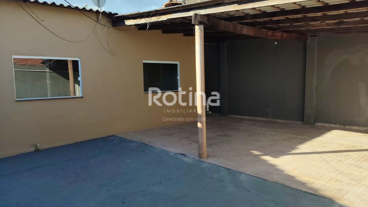 Casa para alugar, 3 quartos em Uberlândia no bairro Planalto no valor de R$ 1.600,00 - Rotina Imobiliária: 