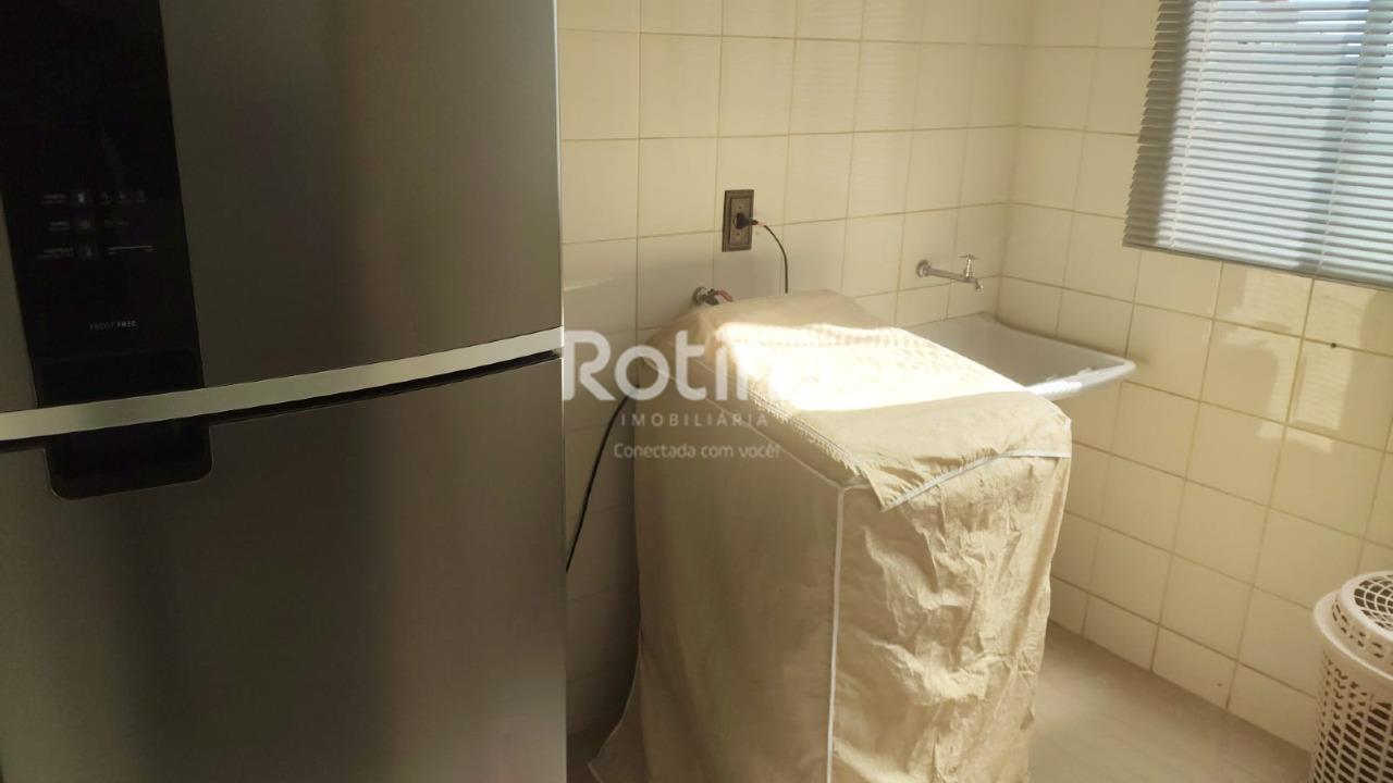 Apartamento para alugar, 2 quartos em Uberlândia no bairro Santa Mônica no valor de R$ 2.500,00 - Rotina Imobiliária: 