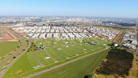 Casa Condomínio Fechado à venda, 3 quartos em Uberlândia no bairro Cond. Reserva Novo Mundo no valor de R$ 1.550.000,00 - Rotina Imobiliária: 