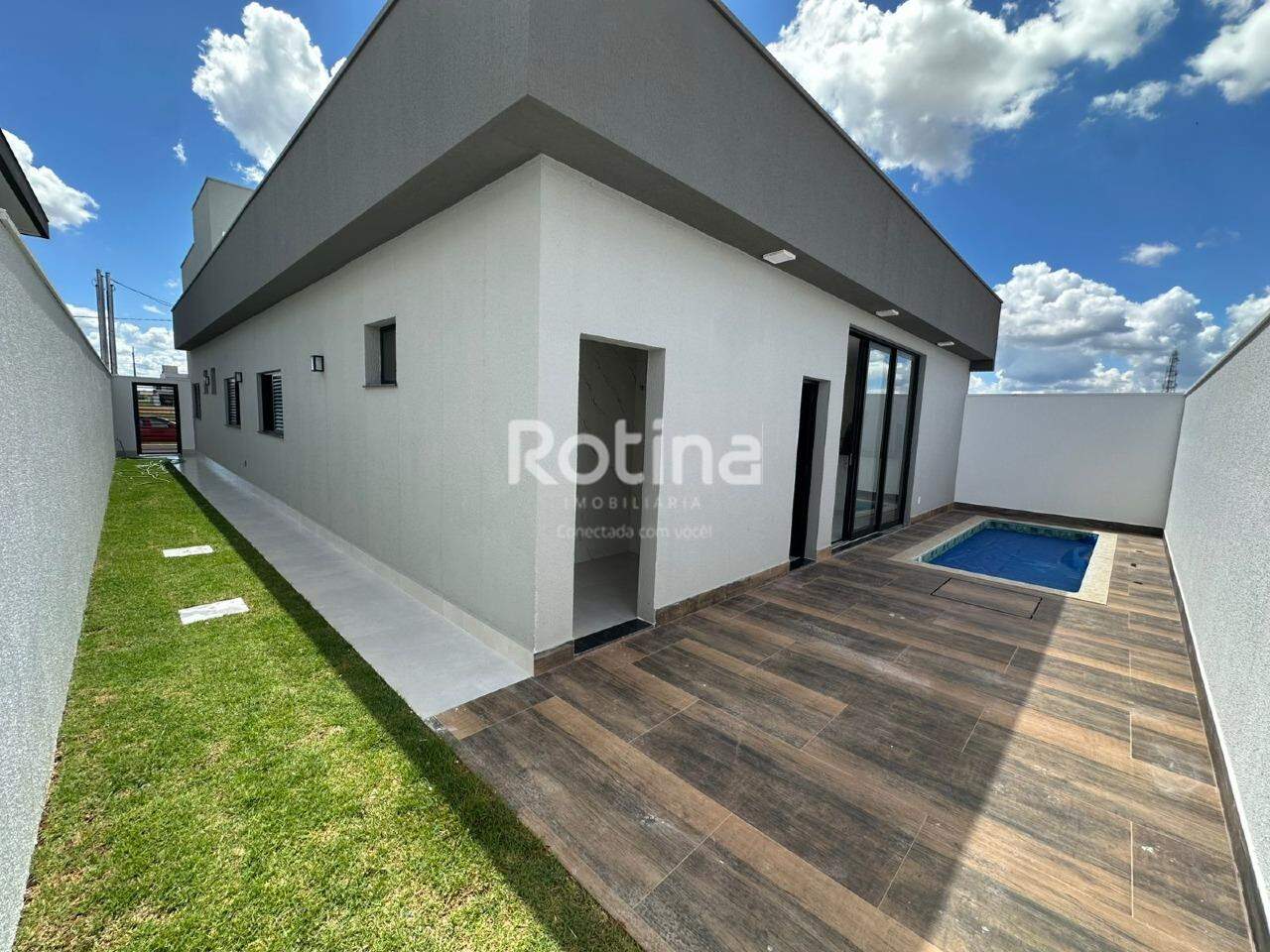 Casa Condomínio Fechado à venda, 3 quartos em Uberlândia no bairro Cond. Reserva Novo Mundo no valor de R$ 1.550.000,00 - Rotina Imobiliária: 