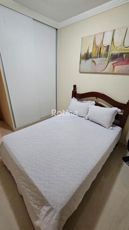 Casa Condomínio Fechado à venda, 3 quartos em Uberlândia no bairro Aclimação no valor de R$ 570.000,00 - Rotina Imobiliária: 