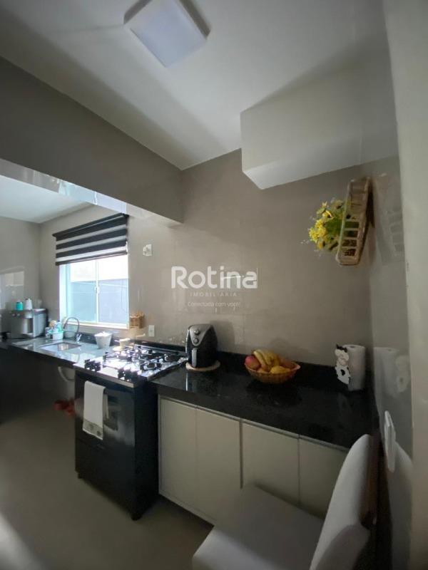 Apartamento à venda, 2 quartos em Uberlândia no bairro Jardim Holanda no valor de R$ 340.000,00 - Rotina Imobiliária: 