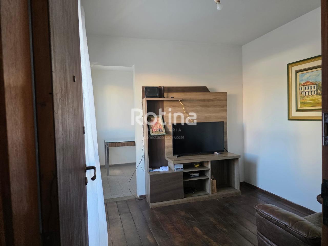 Apartamento à venda, 2 quartos em Uberlândia no bairro Tabajaras no valor de R$ 300.000,00 - Rotina Imobiliária: 