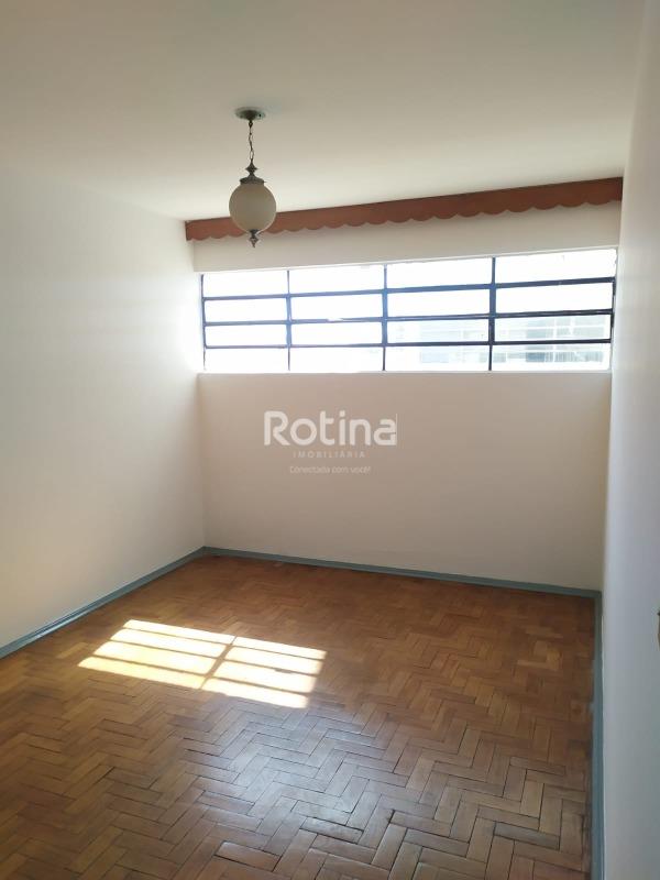 Apartamento à venda, 3 quartos em Uberlândia no bairro Centro no valor de R$ 350.000,00 - Rotina Imobiliária: 