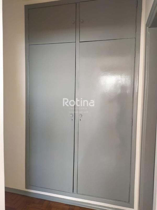 Apartamento à venda, 3 quartos em Uberlândia no bairro Centro no valor de R$ 350.000,00 - Rotina Imobiliária: 