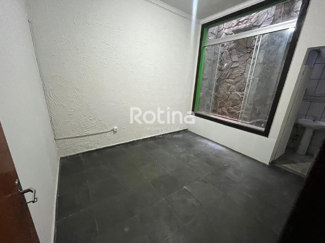 Casa para alugar, em Uberlândia no bairro Nossa Senhora Aparecida no valor de R$ 1.600,00 - Rotina Imobiliária: 