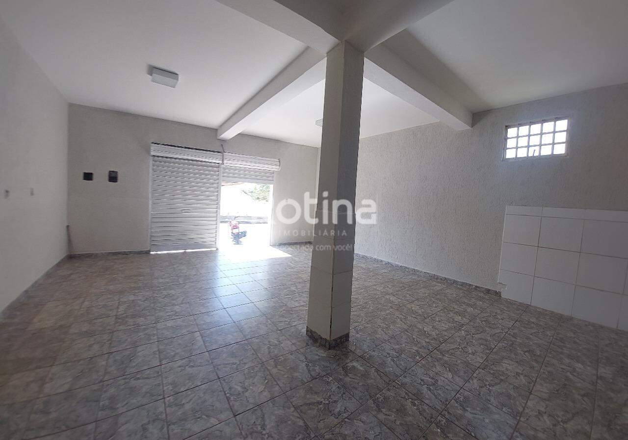 Loja para alugar, em Uberlândia no bairro Minas Gerais no valor de R$ 1.100,00 - Rotina Imobiliária: 