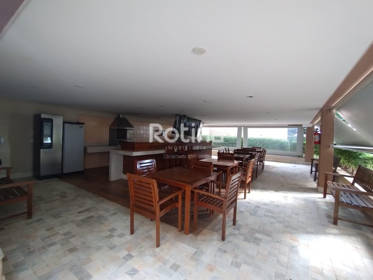 Apartamento para alugar, 3 quartos em Uberlândia no bairro Jardim Karaíba no valor de R$ 5.500,00 - Rotina Imobiliária: 