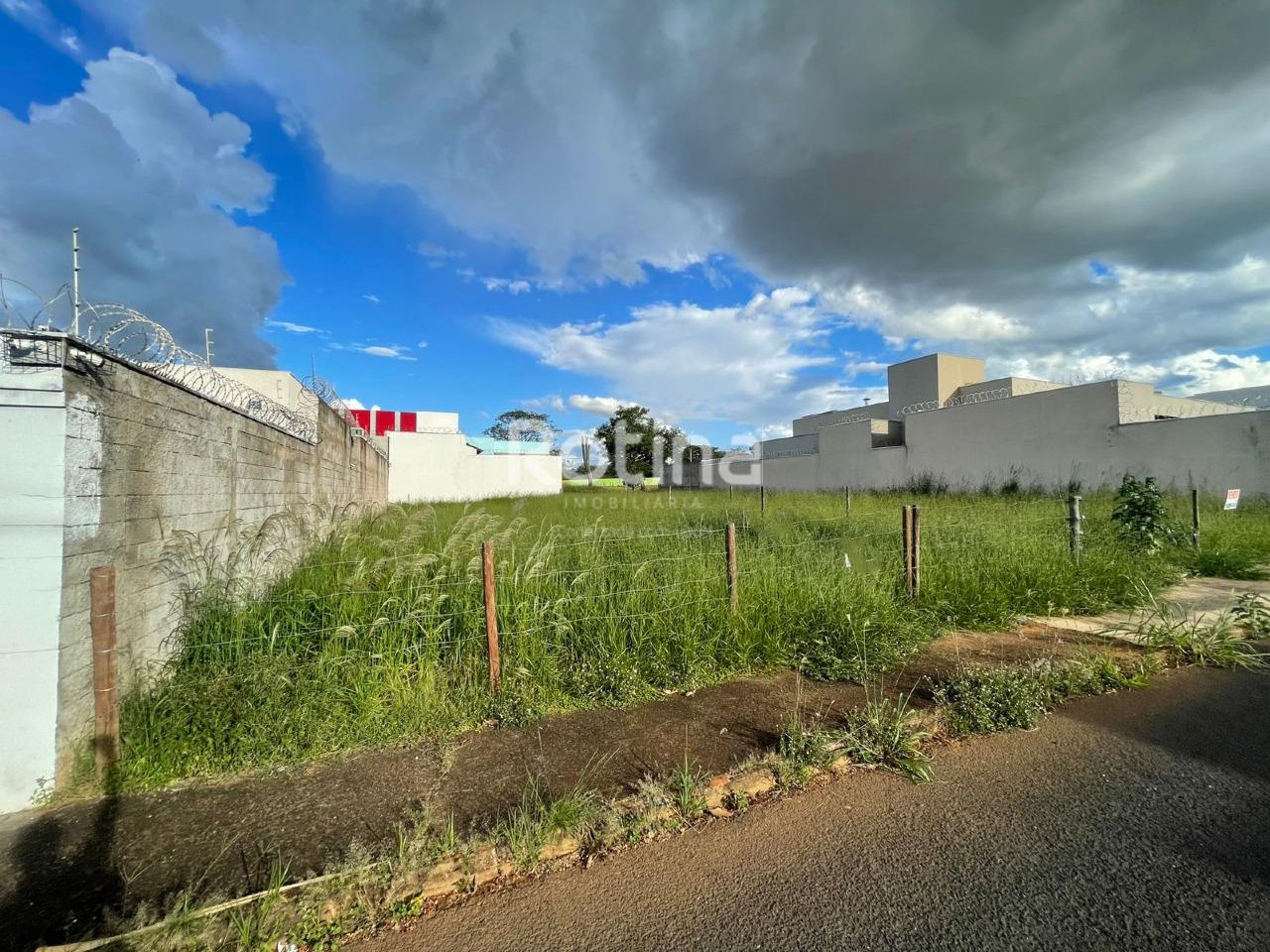 Terreno à venda, em Uberlândia no bairro Jardim Karaíba no valor de R$ 560.000,00 - Rotina Imobiliária: 