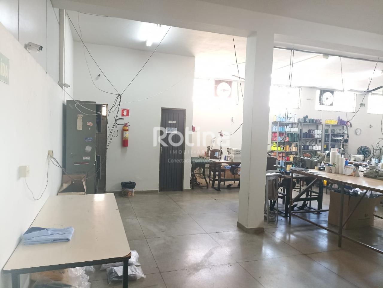 Galpão à venda, em Uberlândia no bairro Santa Mônica no valor de R$ 790.000,00 - Rotina Imobiliária: 