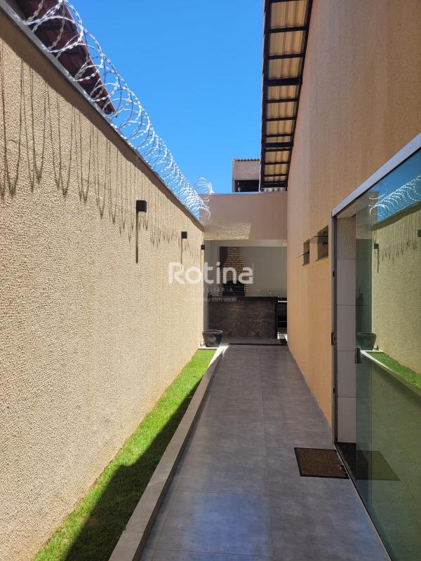 Casa à venda, 3 quartos em Uberlândia no bairro Alto Umuarama no valor de R$ 840.000,00 - Rotina Imobiliária: 