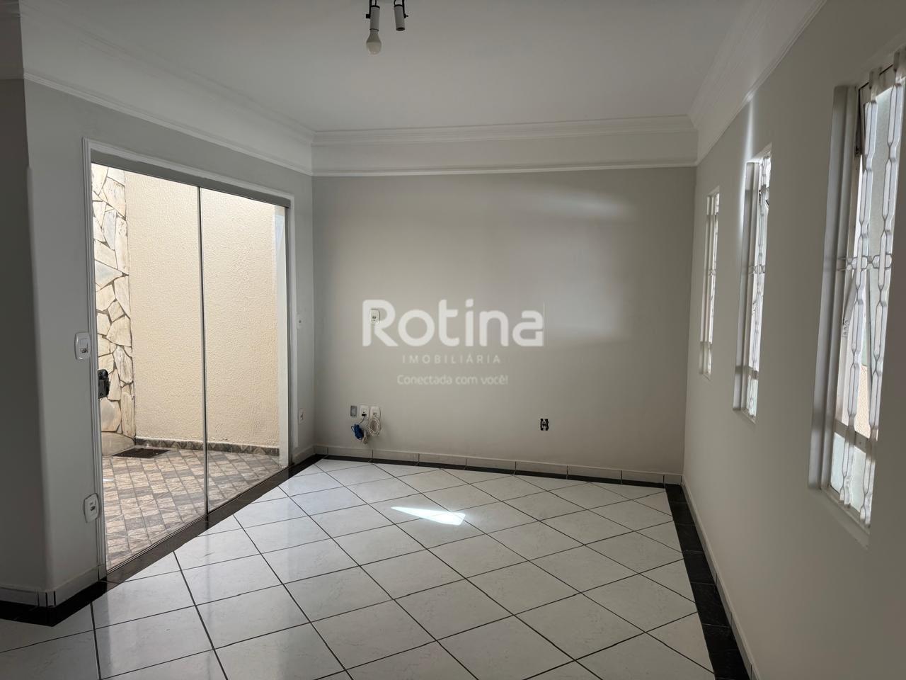 Casa à venda, 3 quartos em Uberlândia no bairro Cidade Jardim no valor de R$ 580.000,00 - Rotina Imobiliária: 