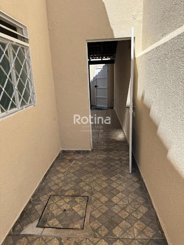 Casa à venda, 3 quartos em Uberlândia no bairro Cidade Jardim no valor de R$ 580.000,00 - Rotina Imobiliária: 