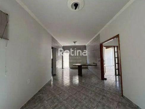 Casa à venda, 3 quartos em Uberlândia no bairro Cidade Jardim no valor de R$ 610.000,00 - Rotina Imobiliária: 