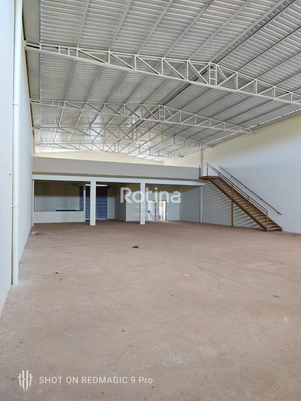 Galpão para alugar, em Uberlândia no bairro Novo Mundo no valor de R$ 20.000,00 - Rotina Imobiliária: 