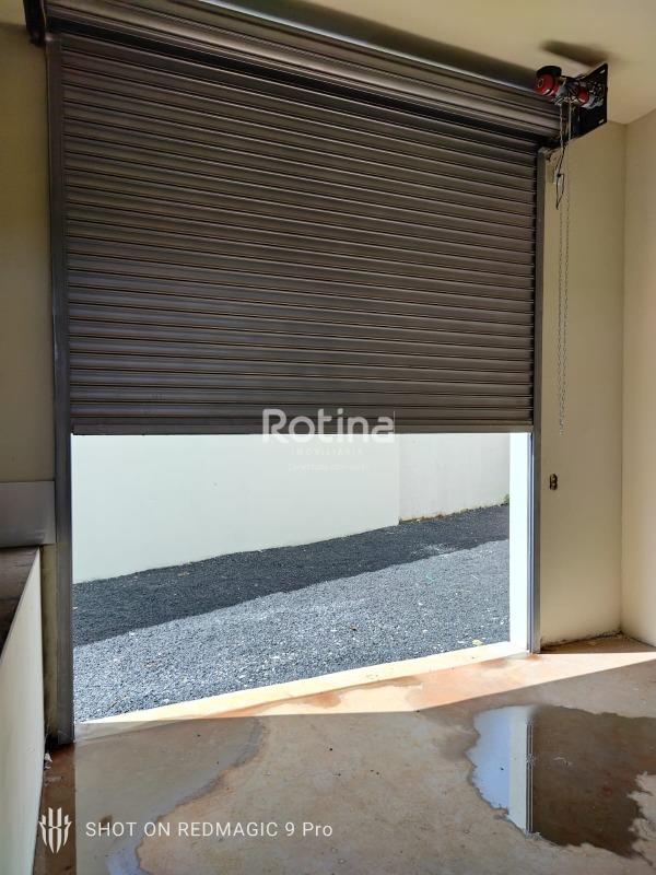 Galpão para alugar, em Uberlândia no bairro Novo Mundo no valor de R$ 20.000,00 - Rotina Imobiliária: 