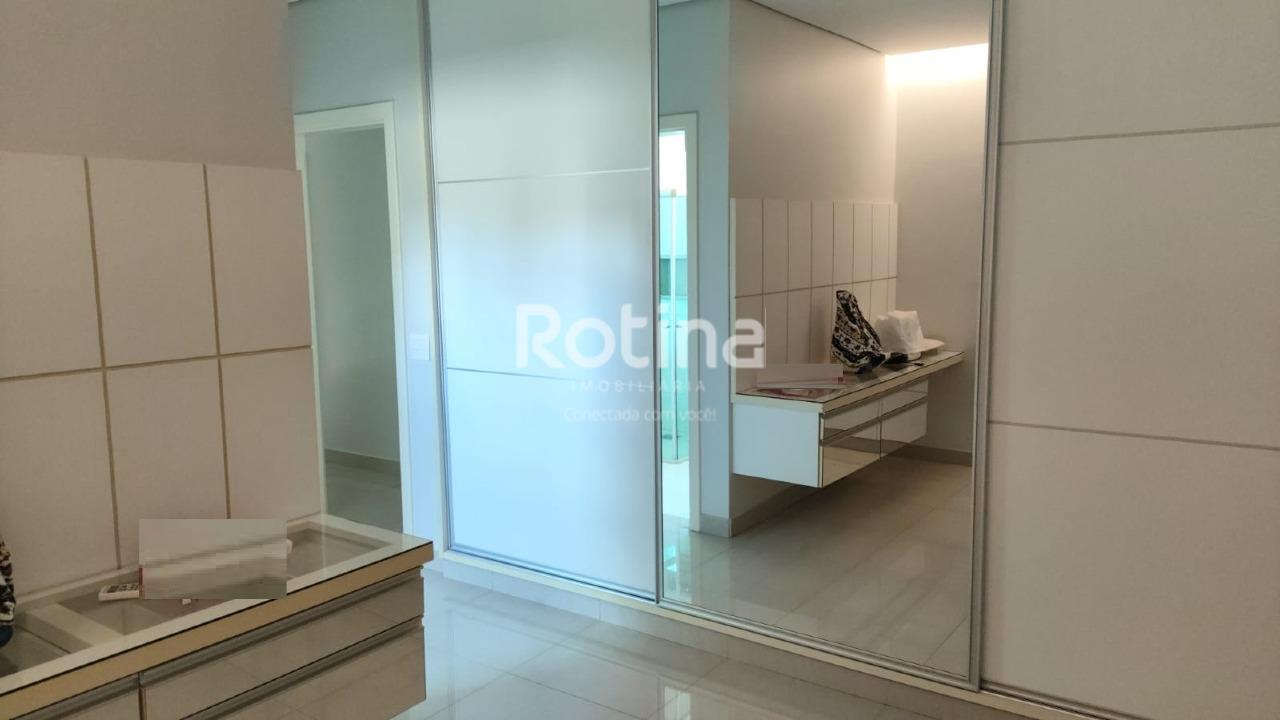 Casa para alugar, 6 quartos em Uberlândia no bairro Fundinho no valor de R$ 14.000,00 - Rotina Imobiliária: 