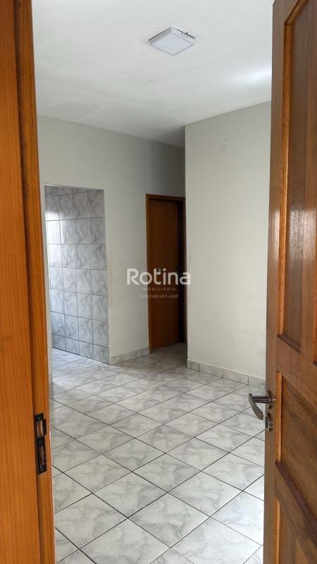 Apartamento à venda, 2 quartos em Uberlândia no bairro Granada no valor de R$ 185.000,00 - Rotina Imobiliária: 