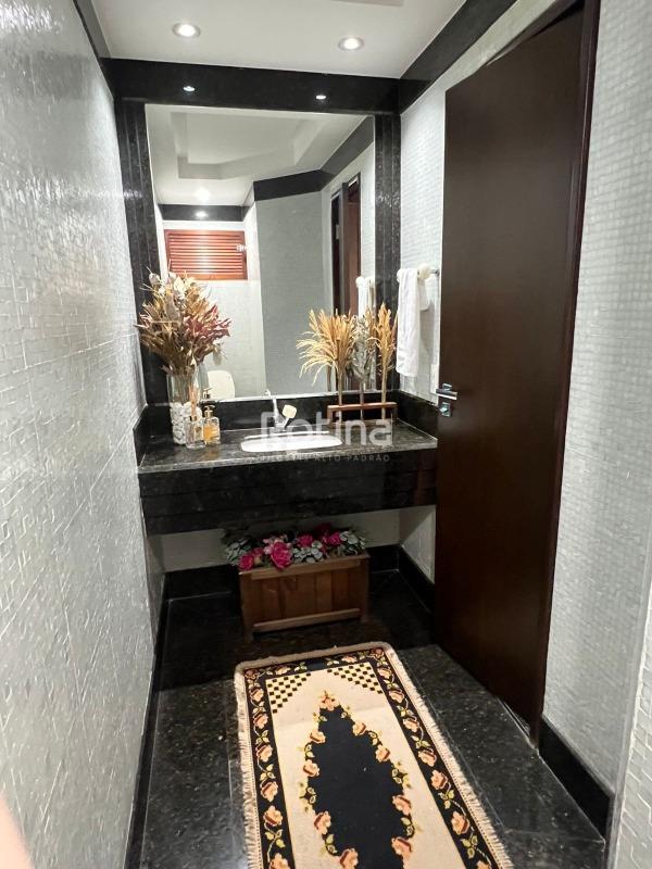 Apartamento à venda, 4 quartos em Uberlândia no bairro Martins no valor de R$ 1.600.000,00 - Rotina Imobiliária: 