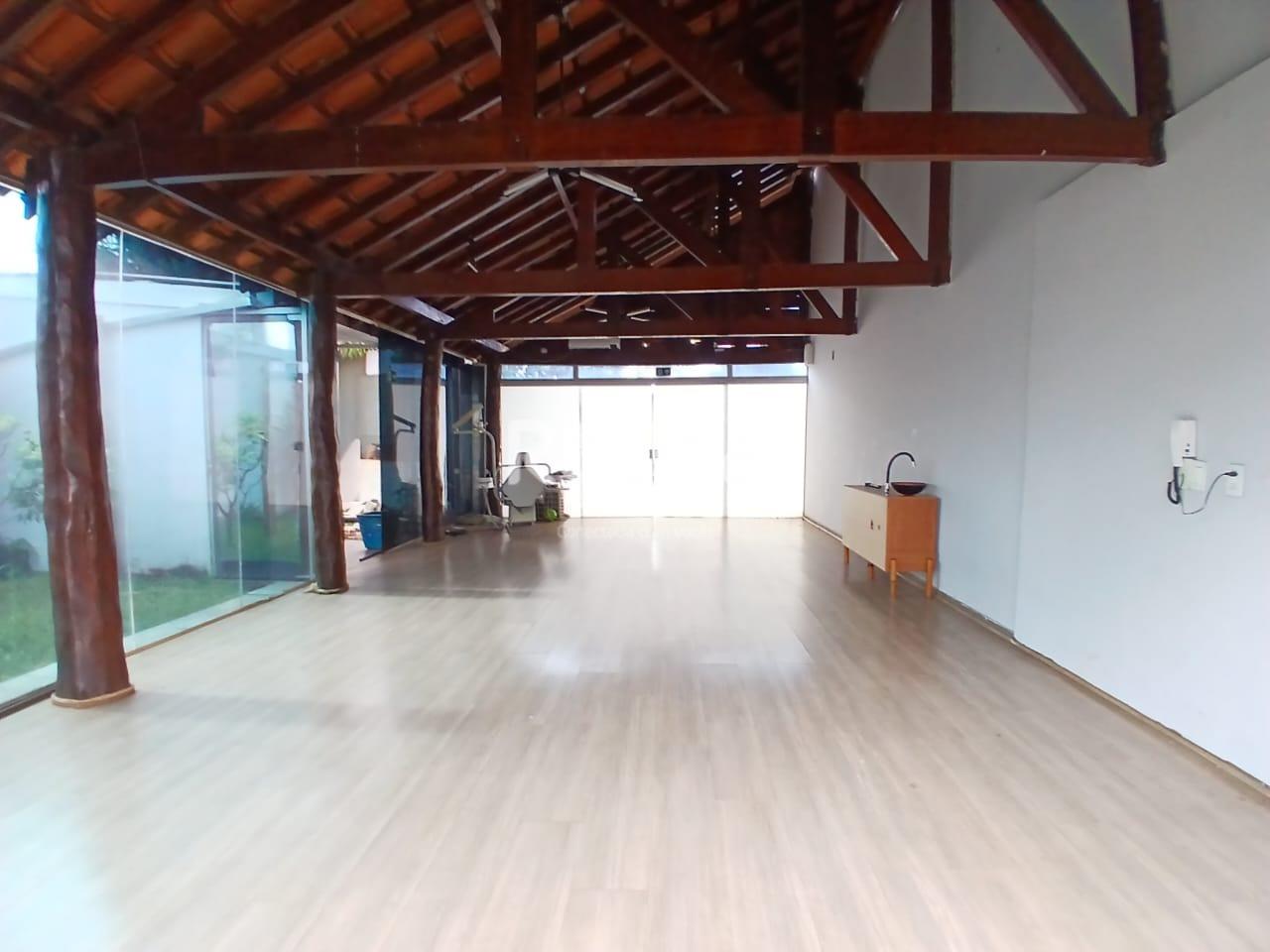 Sala para alugar, em Uberlândia no bairro Jardim Karaíba no valor de R$ 4.000,00 - Rotina Imobiliária: 