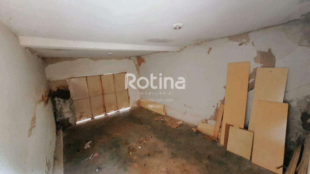 Casa à venda, 3 quartos em Uberlândia no bairro Lídice no valor de R$ 340.000,00 - Rotina Imobiliária: 