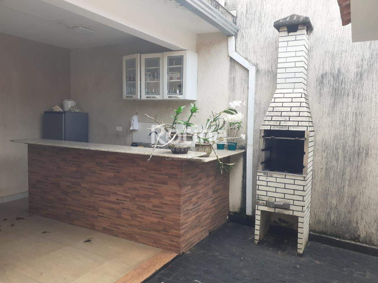 Casa à venda, 3 quartos em Uberlândia no bairro Cidade Jardim no valor de R$ 480.000,00 - Rotina Imobiliária: 