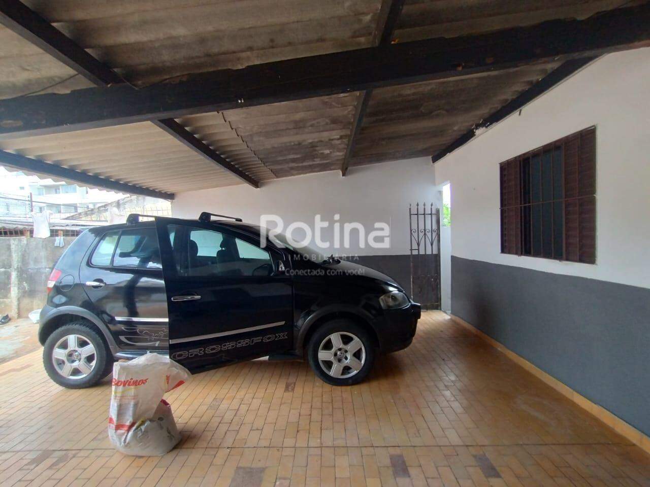 Casa para alugar, 2 quartos em Uberlândia no bairro Brasil no valor de R$ 2.000,00 - Rotina Imobiliária: 