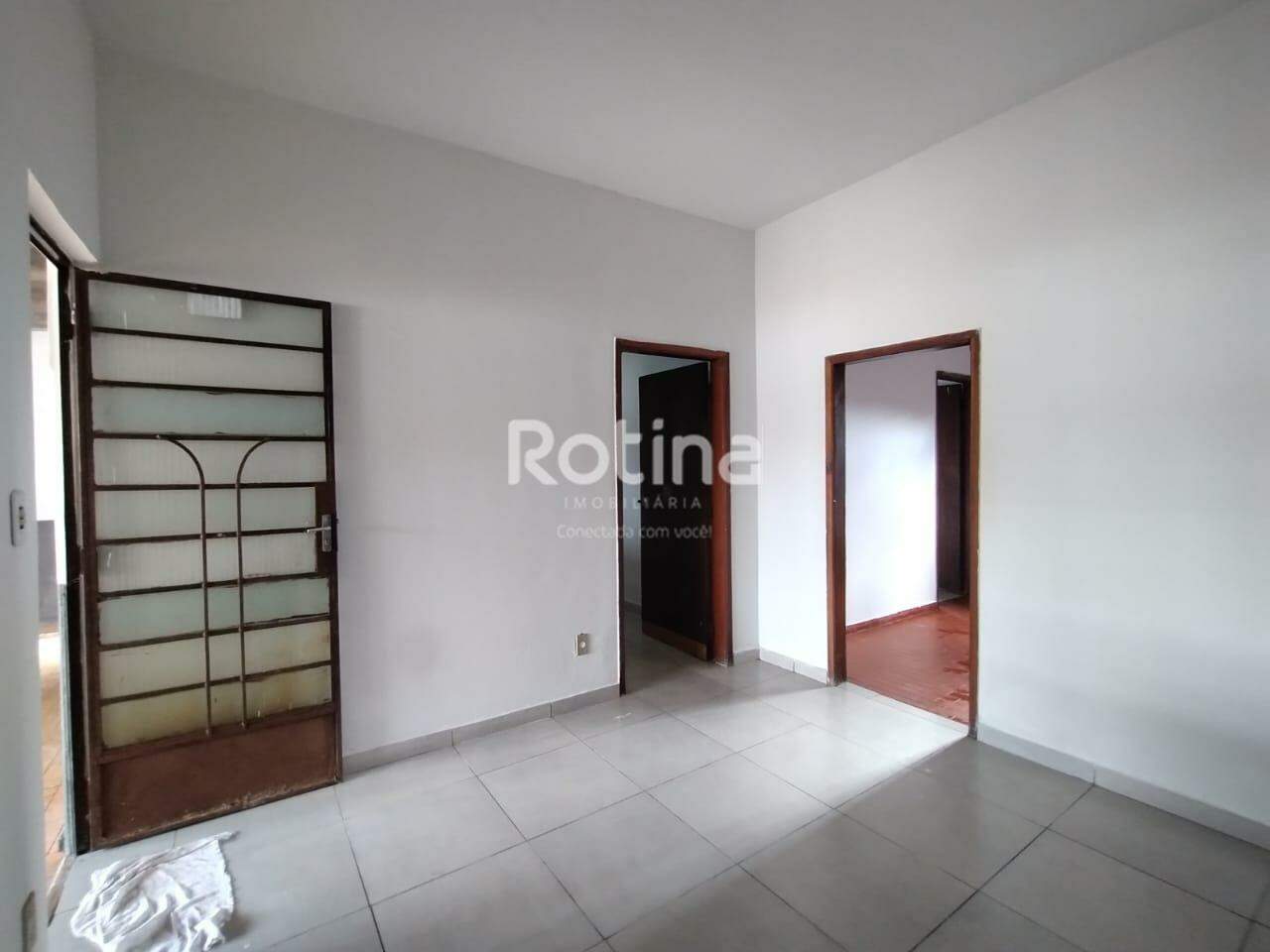 Casa para alugar, 2 quartos em Uberlândia no bairro Brasil no valor de R$ 2.000,00 - Rotina Imobiliária: 