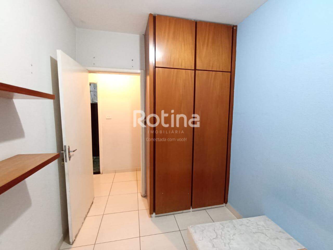 Casa à venda, 3 quartos em Uberlândia no bairro Planalto no valor de R$ 440.000,00 - Rotina Imobiliária: 