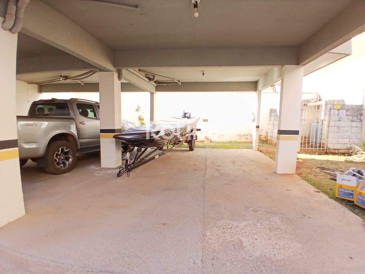 Apartamento para alugar, 3 quartos em Uberlândia no bairro Santa Mônica no valor de R$ 2.250,00 - Rotina Imobiliária: 