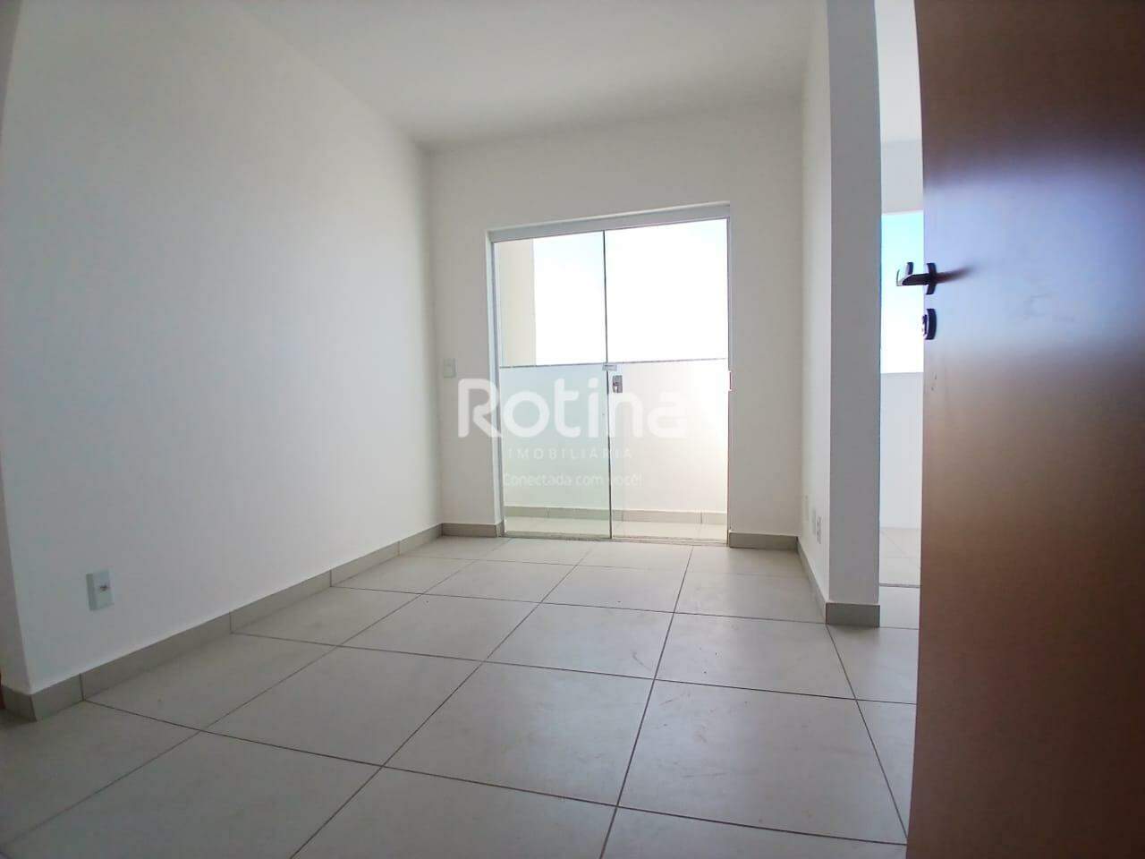 Apartamento para alugar, 2 quartos em Uberlândia no bairro Segismundo Pereira no valor de R$ 1.000,00 - Rotina Imobiliária: 