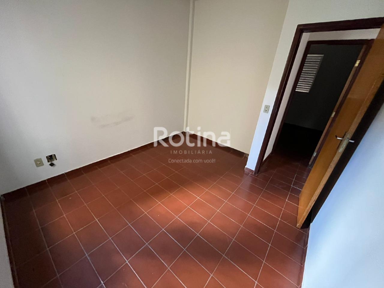 Apartamento para alugar, 2 quartos em Uberlândia no bairro Presidente Roosevelt no valor de R$ 1.000,00 - Rotina Imobiliária: 