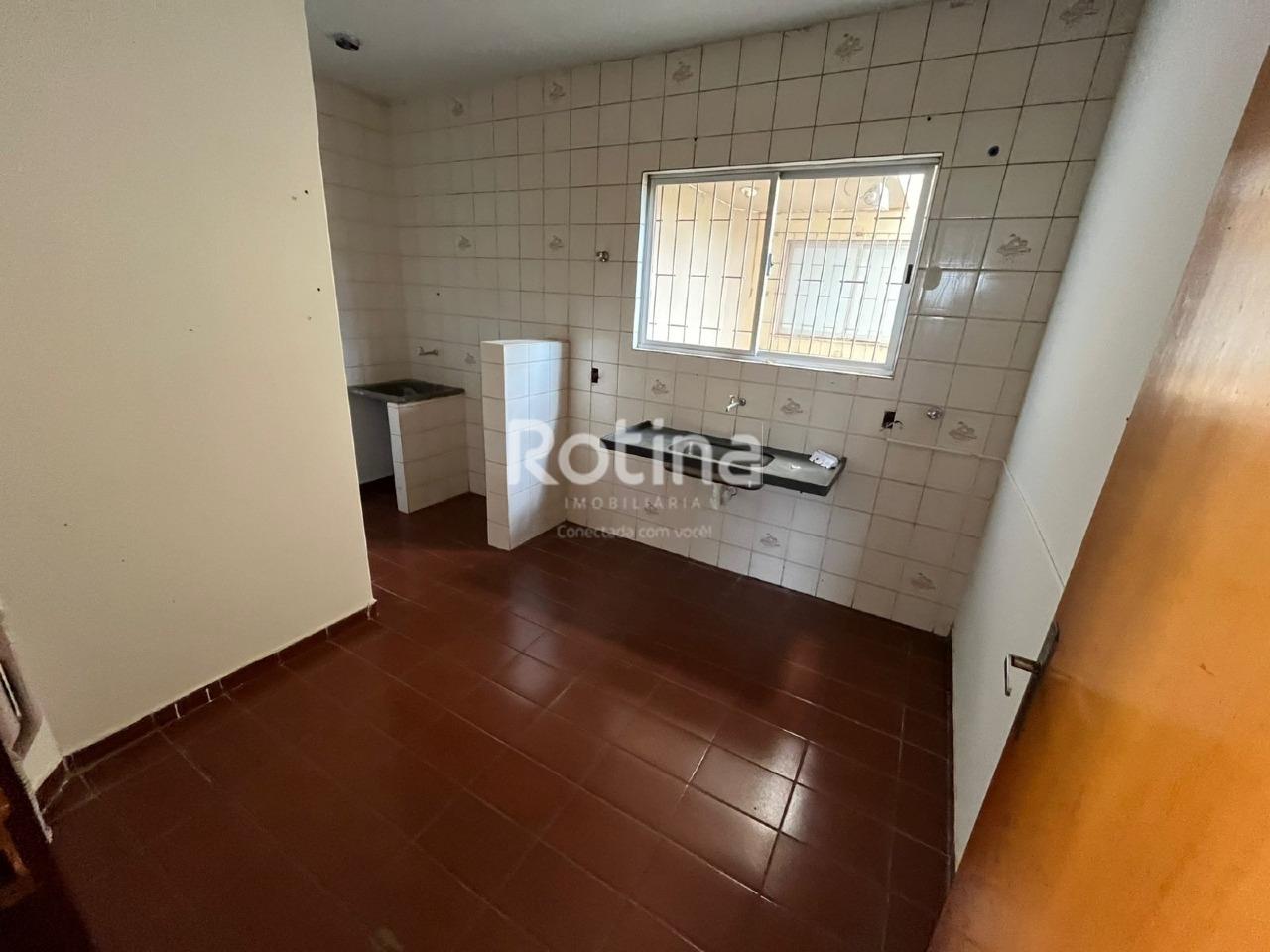 Apartamento para alugar, 2 quartos em Uberlândia no bairro Presidente Roosevelt no valor de R$ 1.000,00 - Rotina Imobiliária: 