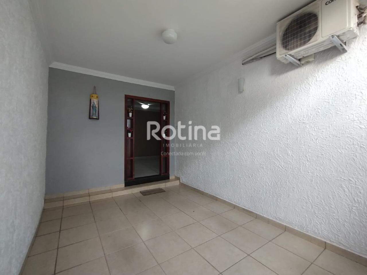 Casa para alugar, 4 quartos em Uberlândia no bairro Nossa Senhora Aparecida no valor de R$ 3.500,00 - Rotina Imobiliária: 