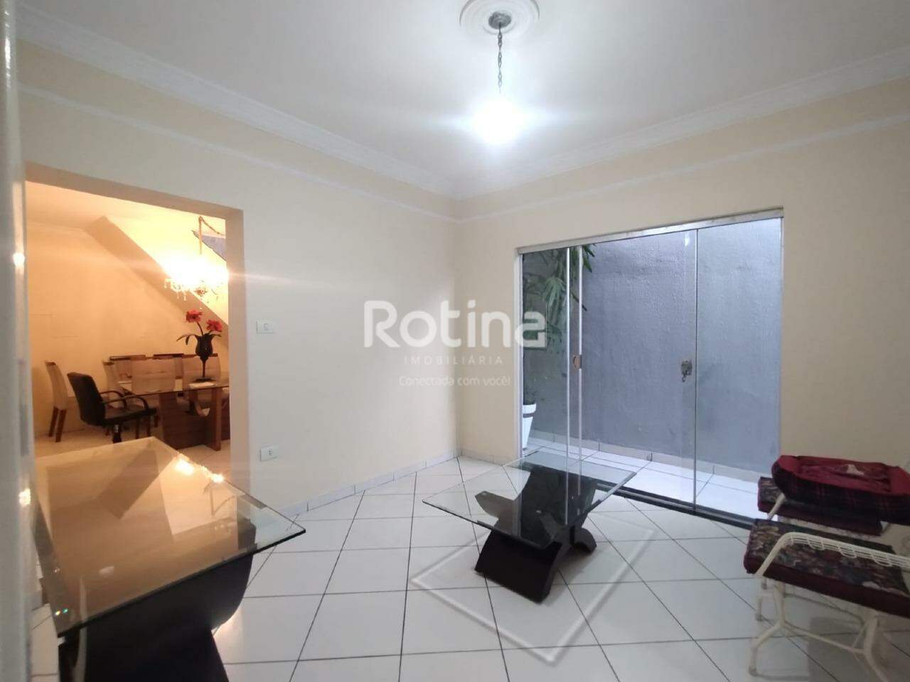 Casa para alugar, 4 quartos em Uberlândia no bairro Nossa Senhora Aparecida no valor de R$ 3.500,00 - Rotina Imobiliária: 