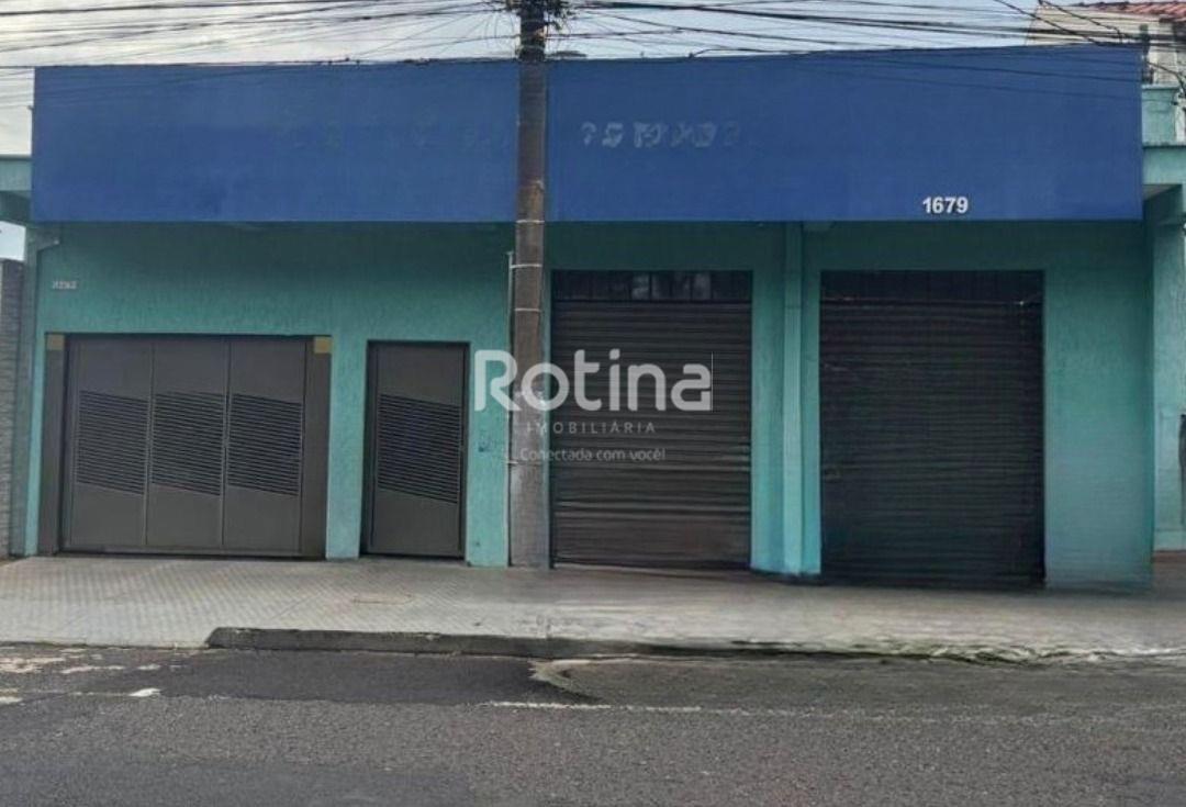Casa para alugar, 3 quartos em Uberlândia no bairro Umuarama no valor de R$ 5.000,00 - Rotina Imobiliária: 