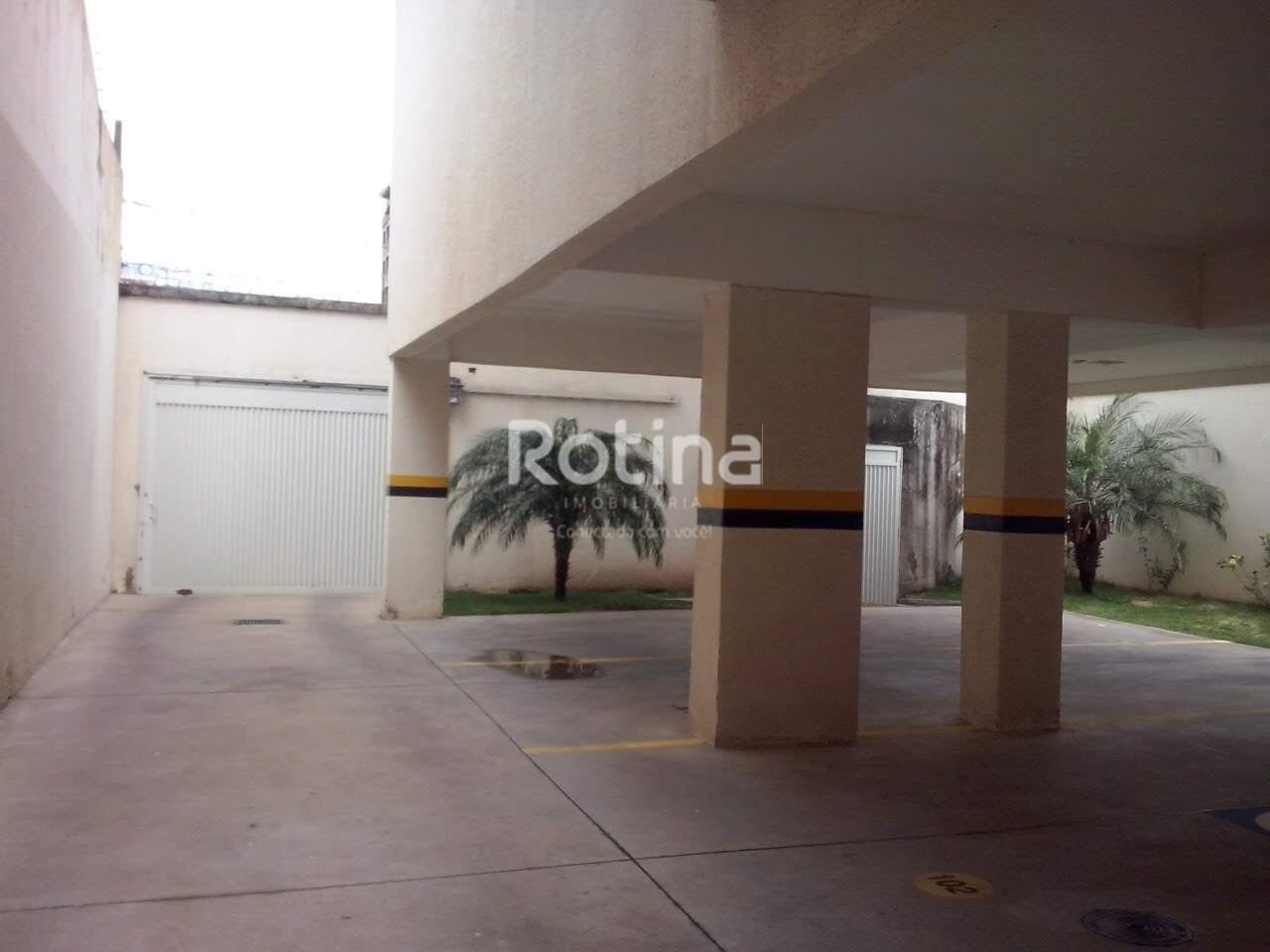 Apartamento para alugar, 3 quartos em Uberlândia no bairro Santa Mônica no valor de R$ 2.800,00 - Rotina Imobiliária: 