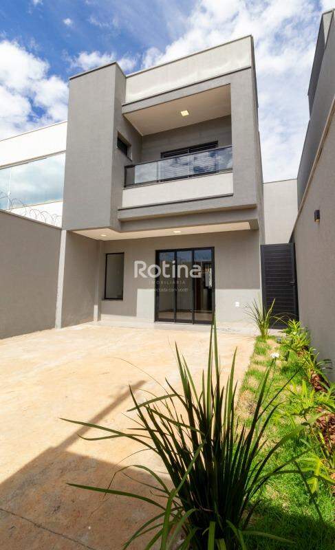 Casa à venda, 3 quartos em Uberlândia no bairro Vida Nova no valor de R$ 710.000,00 - Rotina Imobiliária: 