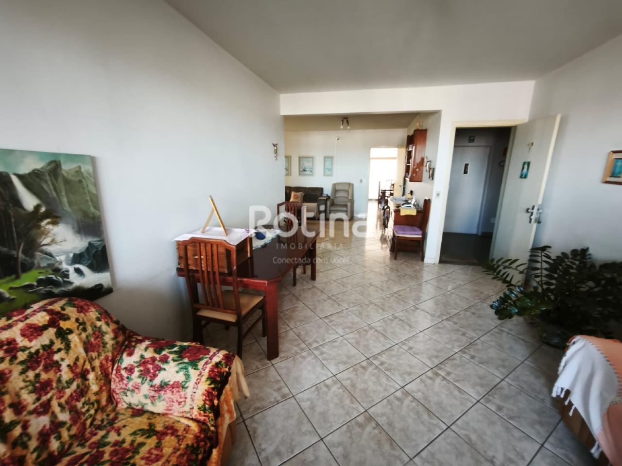 Apartamento à venda, 5 quartos em Uberlândia no bairro Fundinho no valor de R$ 800.000,00 - Rotina Imobiliária: 