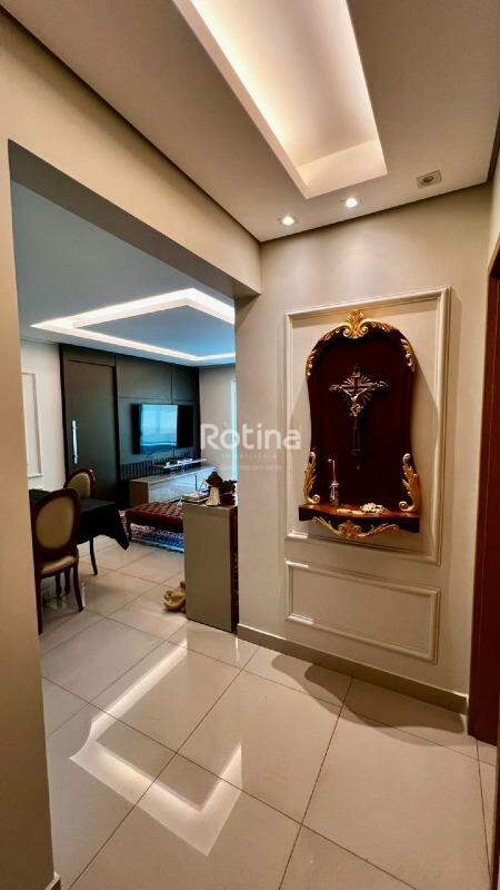 Apartamento à venda, 3 quartos em Uberlândia no bairro Santa Mônica no valor de R$ 700.000,00 - Rotina Imobiliária: 