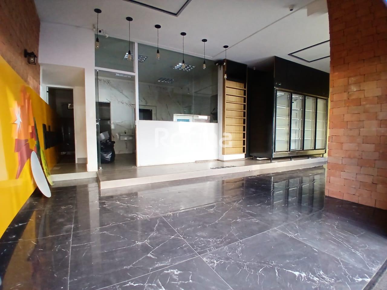 Loja para alugar, em Uberlândia no bairro Tabajaras no valor de R$ 4.000,00 - Rotina Imobiliária: 