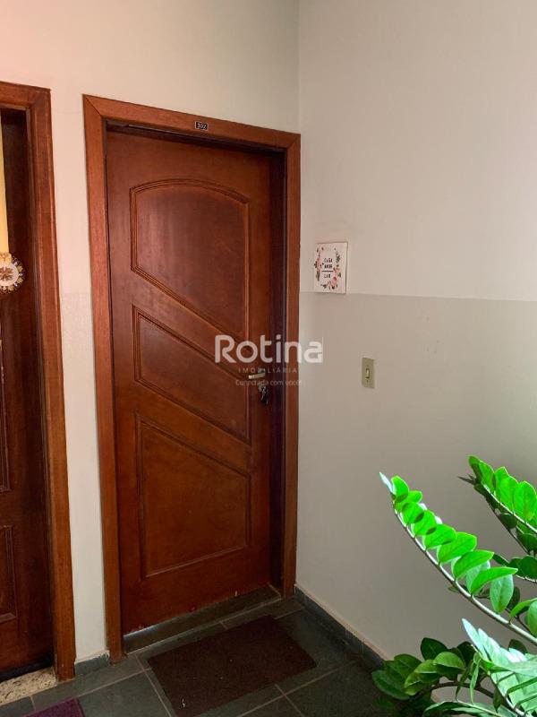 Apartamento à venda, 3 quartos em Uberlândia no bairro Granada no valor de R$ 280.000,00 - Rotina Imobiliária: 