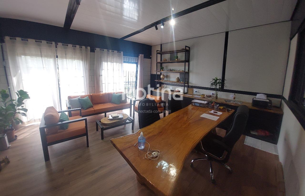 Galpão para alugar, em Uberlândia no bairro Jardim Ipanema no valor de R$ 16.000,00 - Rotina Imobiliária: 