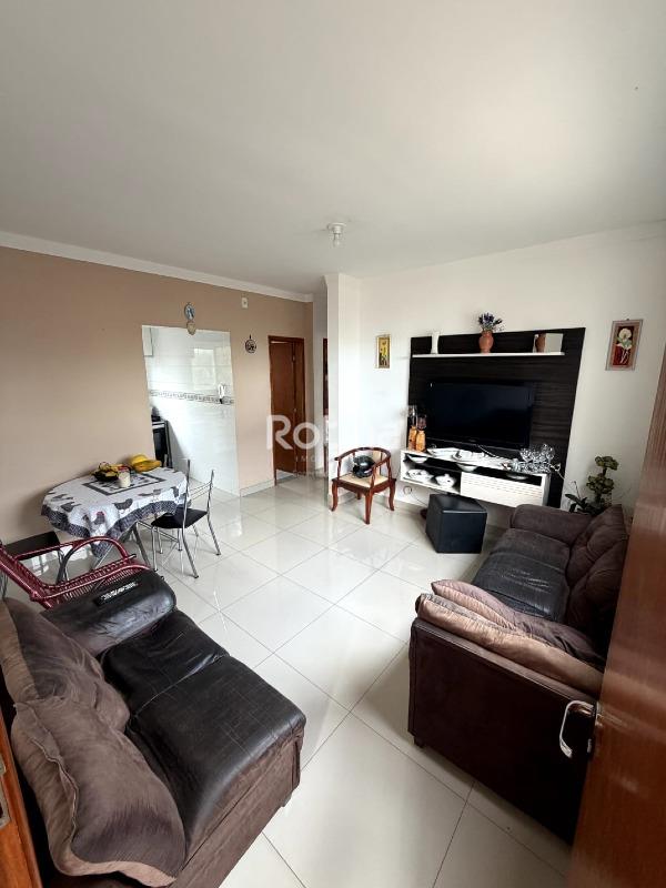 Apartamento à venda, 2 quartos em Uberlândia no bairro Segismundo Pereira no valor de R$ 250.000,00 - Rotina Imobiliária: 