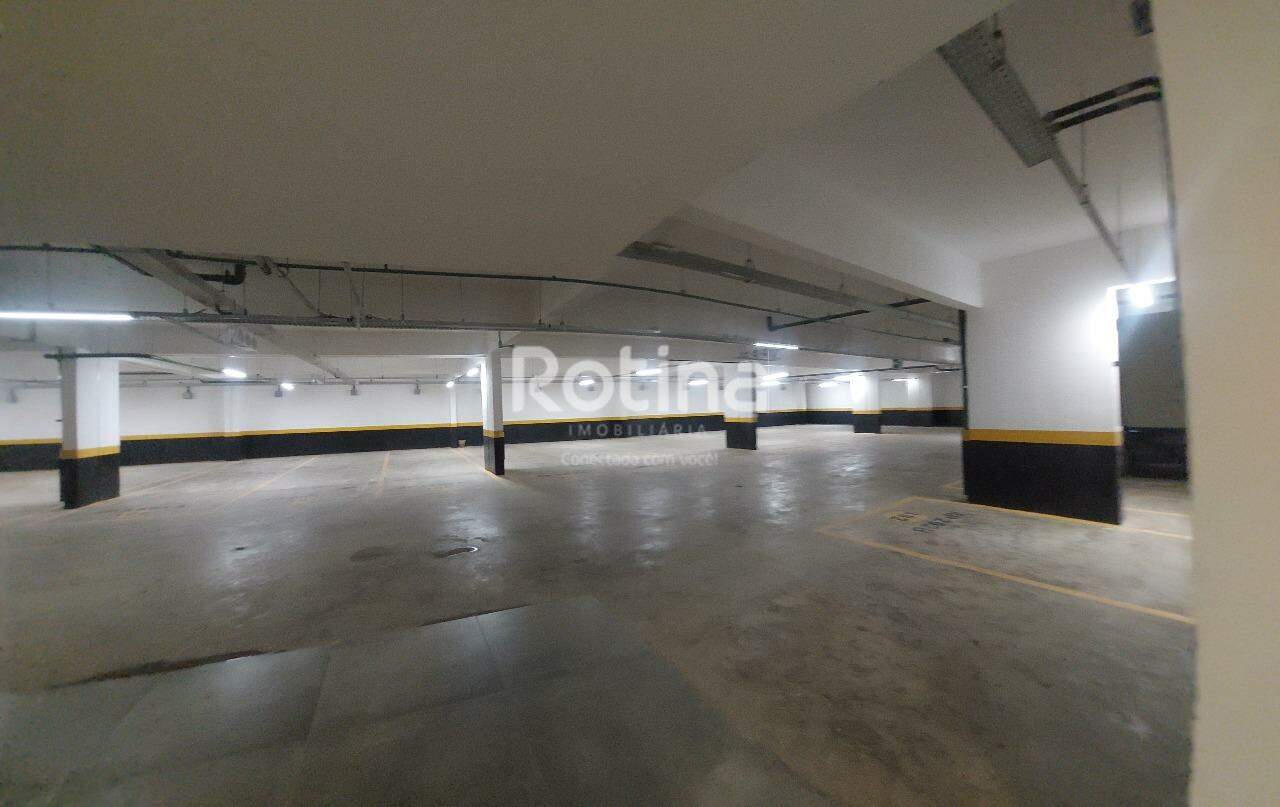 Apartamento para alugar, 4 quartos em Uberlândia no bairro Jardim Karaíba no valor de R$ 18.000,00 - Rotina Imobiliária: 