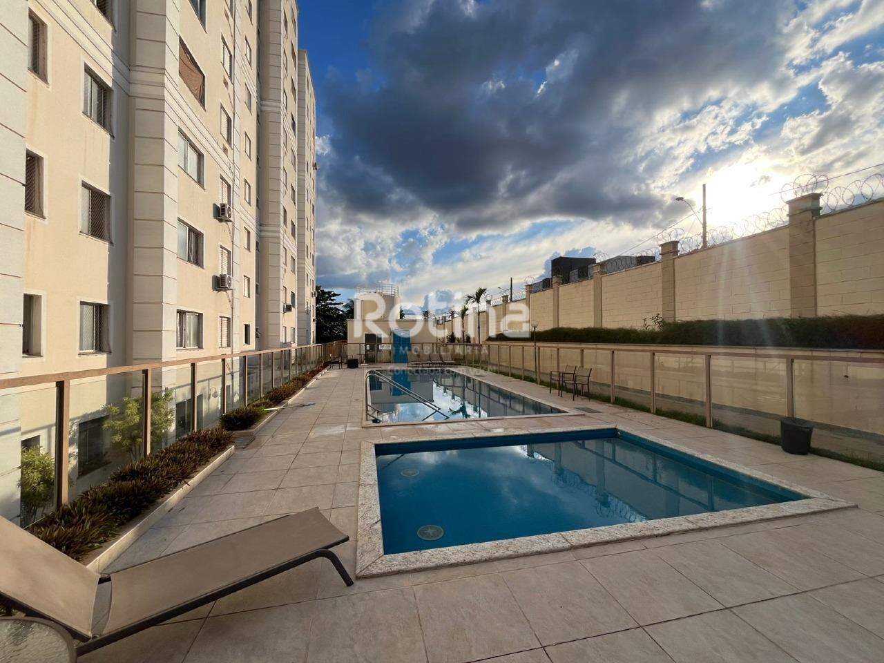 Apartamento para alugar, 2 quartos em Uberlândia no bairro Presidente Roosevelt no valor de R$ 1.800,00 - Rotina Imobiliária: 